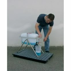 CEMO Kanister-Abfüllhilfe 10100, Bis 60 L Kanister, 67 X 82 X 47cm, Aus Edelstahl -Infactory shop 6393f4864260be1613286eca5af83714dc82e90d kanister abfuellhilfe cemo 10100 bis 60 l kanister